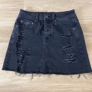 AE distressed denim skirt
